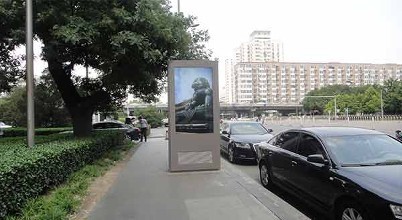 戶外廣告機(jī)價格 戶外廣告機(jī)價格